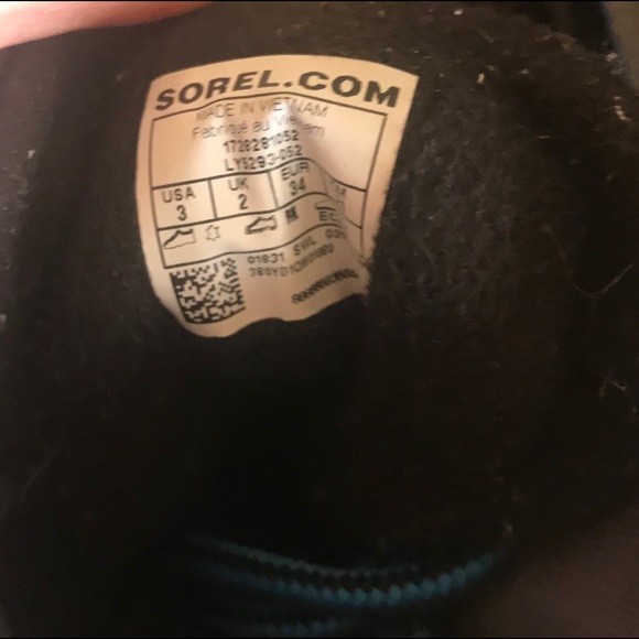 SOLD EUC Grey Sorel Waterproof Boots - Picture 6 of 6